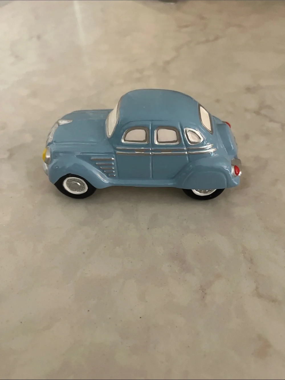 Snow Village Classic Car Department 56 used car lot replacement